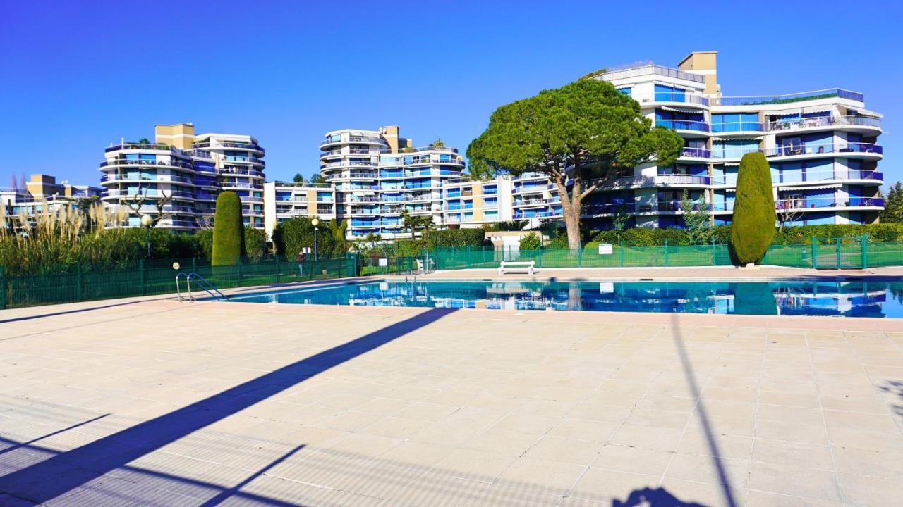Residence Islette Du Riou Avec Piscine By Palmazur Мандельё-ла-Напуль Экстерьер фото